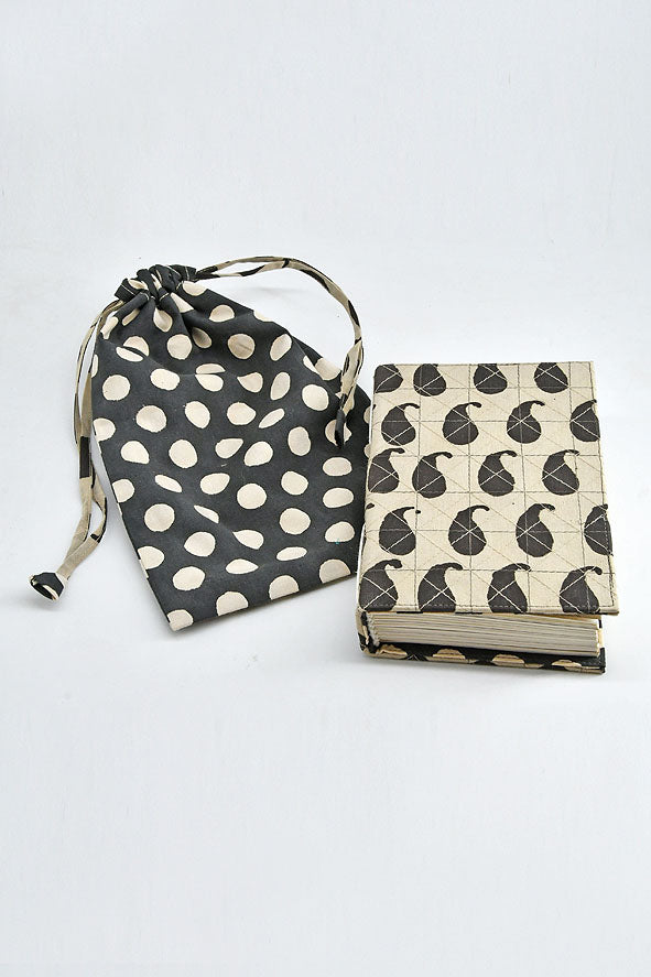 Black White Summer Print Cover Blank Pages Journal Notebook Online, 6x4