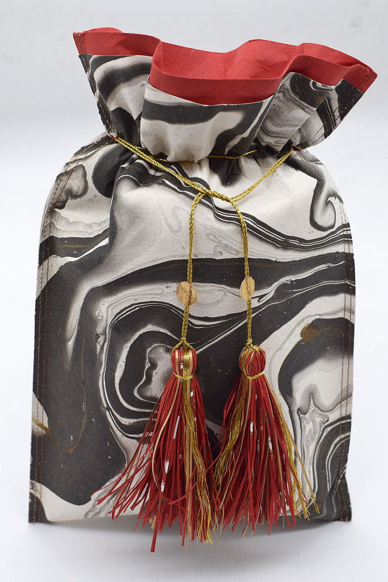 Tassel Tie Drawstring Paper Gift Pouch with print, Set of 4, 21X18cm