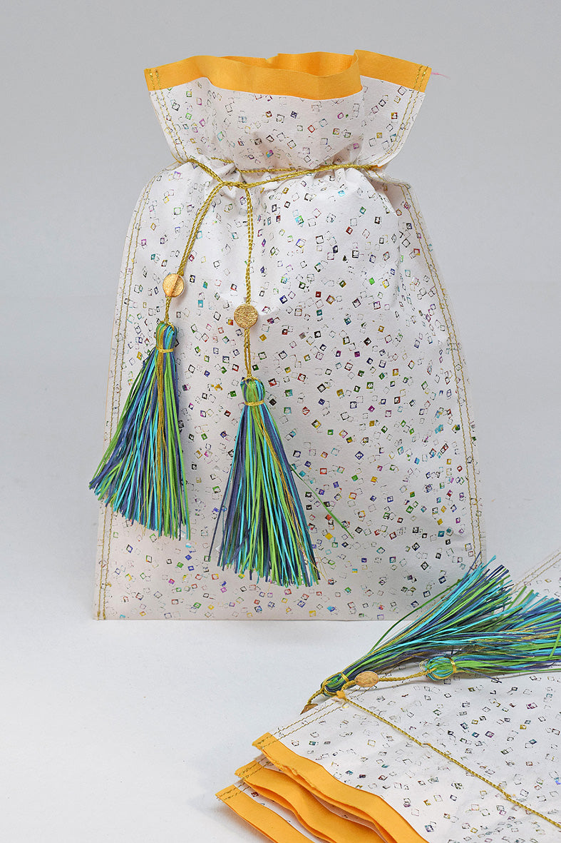 Tassel Tie Drawstring Paper Gift Pouch with Easter print, Set of 4, 21X18cm