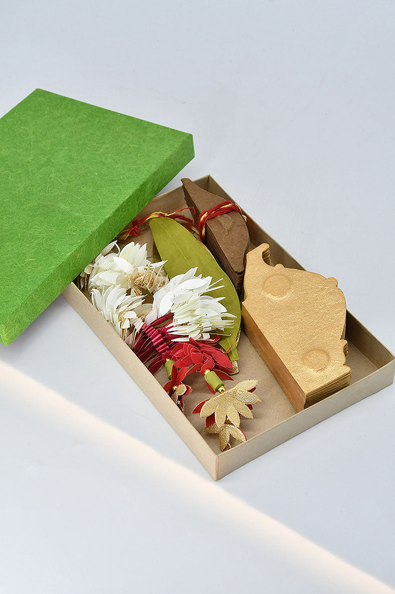 Concertina Sringaar Kalash & Nariyal with Flower Ladi
