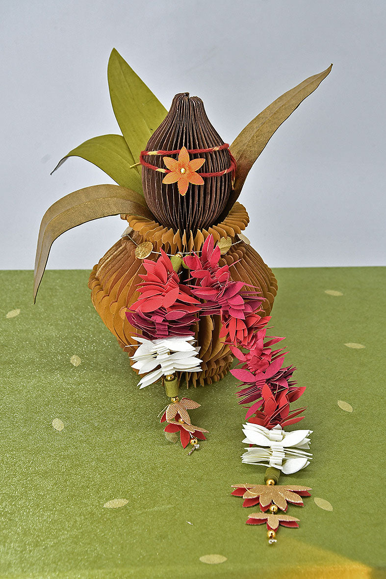 Concertina Sringaar Kalash & Nariyal with Flower Ladi