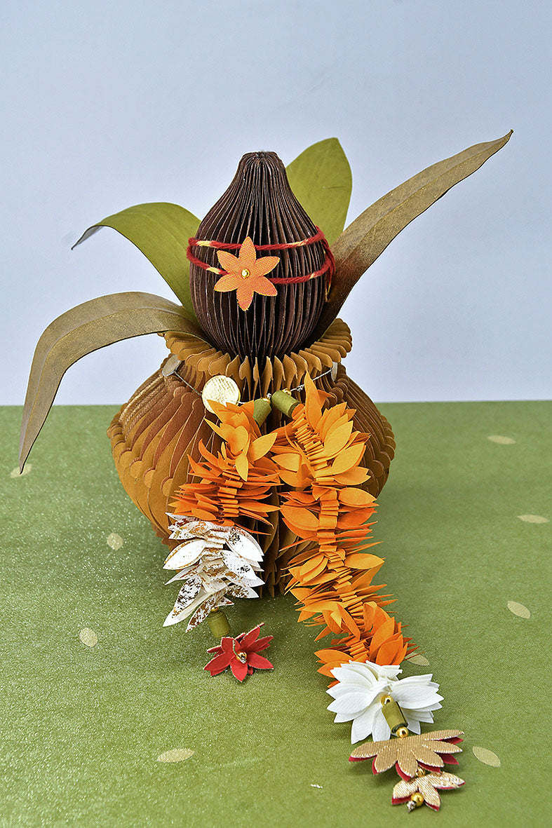 Concertina Sringaar Kalash & Nariyal with Flower Ladi