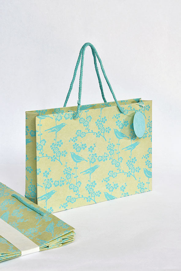 Birds Print Green Gift Bags Medium, Set of 4, 8.5x12
