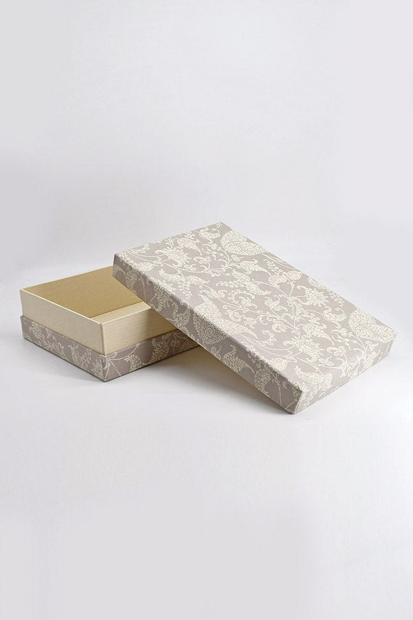 Ornamental Wallpaper Pattern Rectangular Inset Box