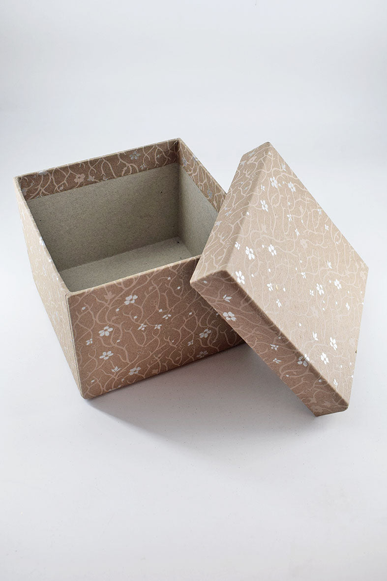 Spiky Vine Floral Square Box