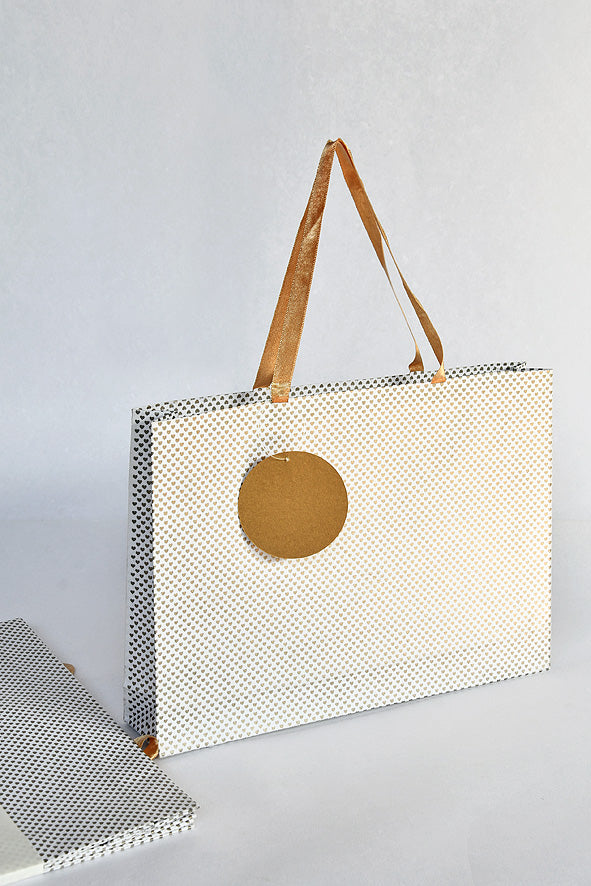 Small Heart Grid Champagne Gift Bags Medium Escort, Set of 4, 8.5x12