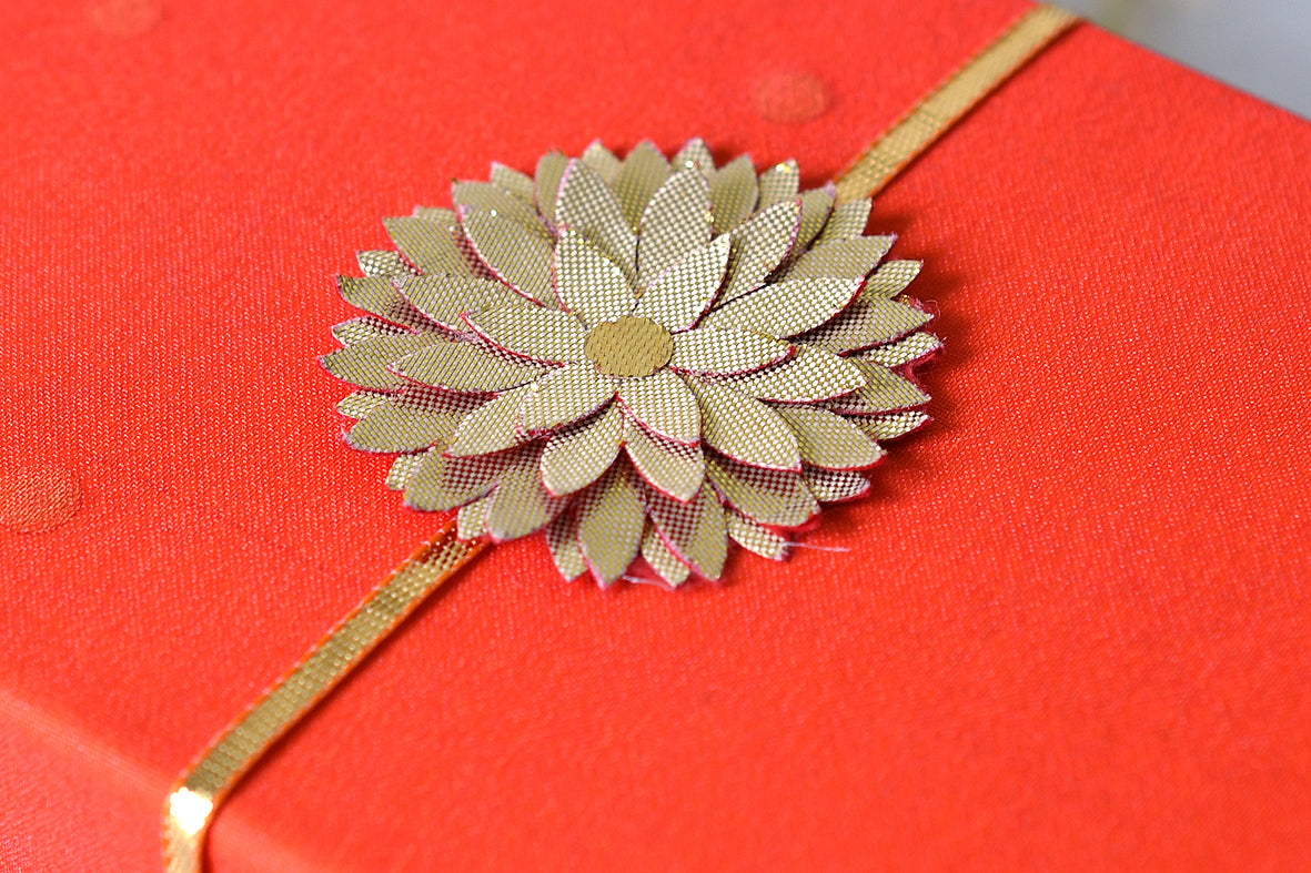 Sindoori - Dehliya Diya Gift Box with Topper