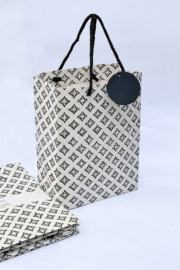 Circular Patterns Ivory Gift Bags, Set of 4
