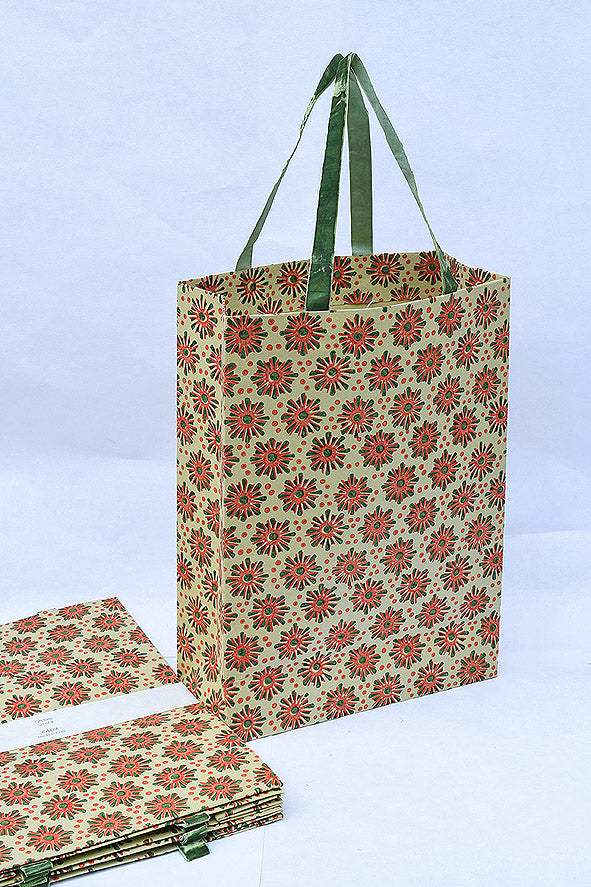 Floral Bursts Green Gift Bags Large, Set of 4, 14x10