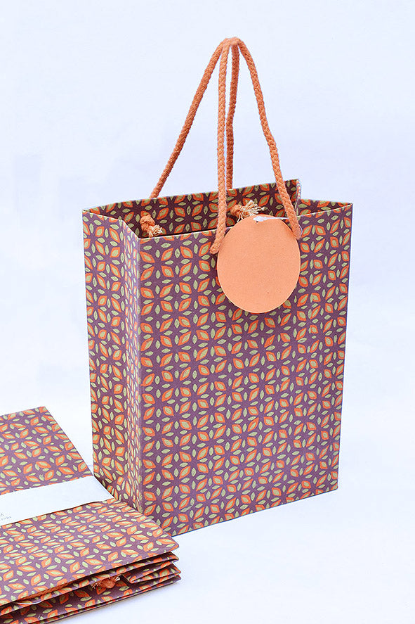 Tapa Four Petal Grid Brown Gift Bags, Medium, Set of 4, 9.5x7