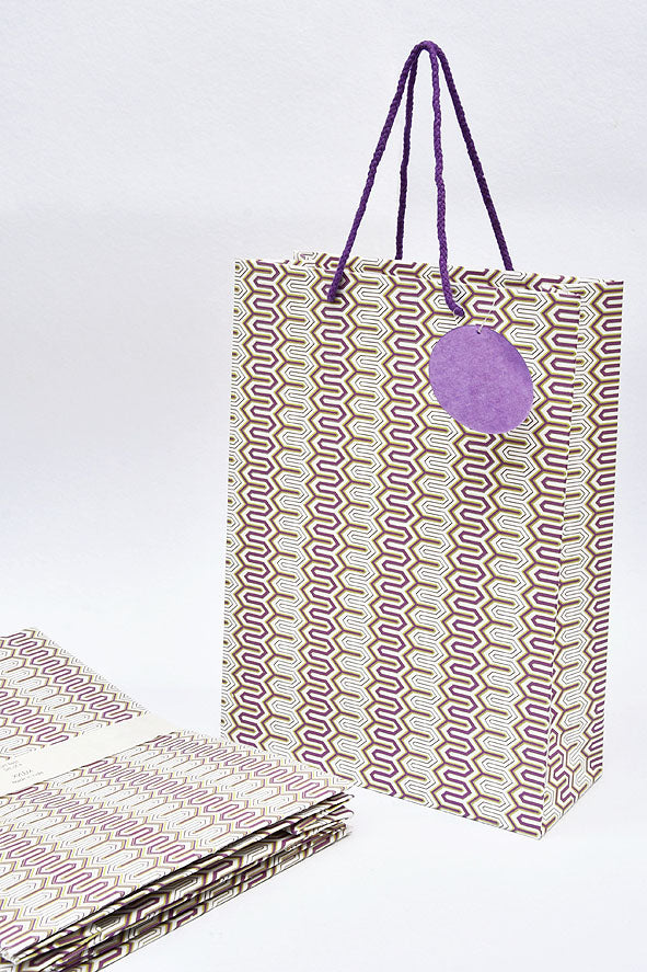 Frieze Interlock Green Gift Bags Large, Set of 4, 14x10