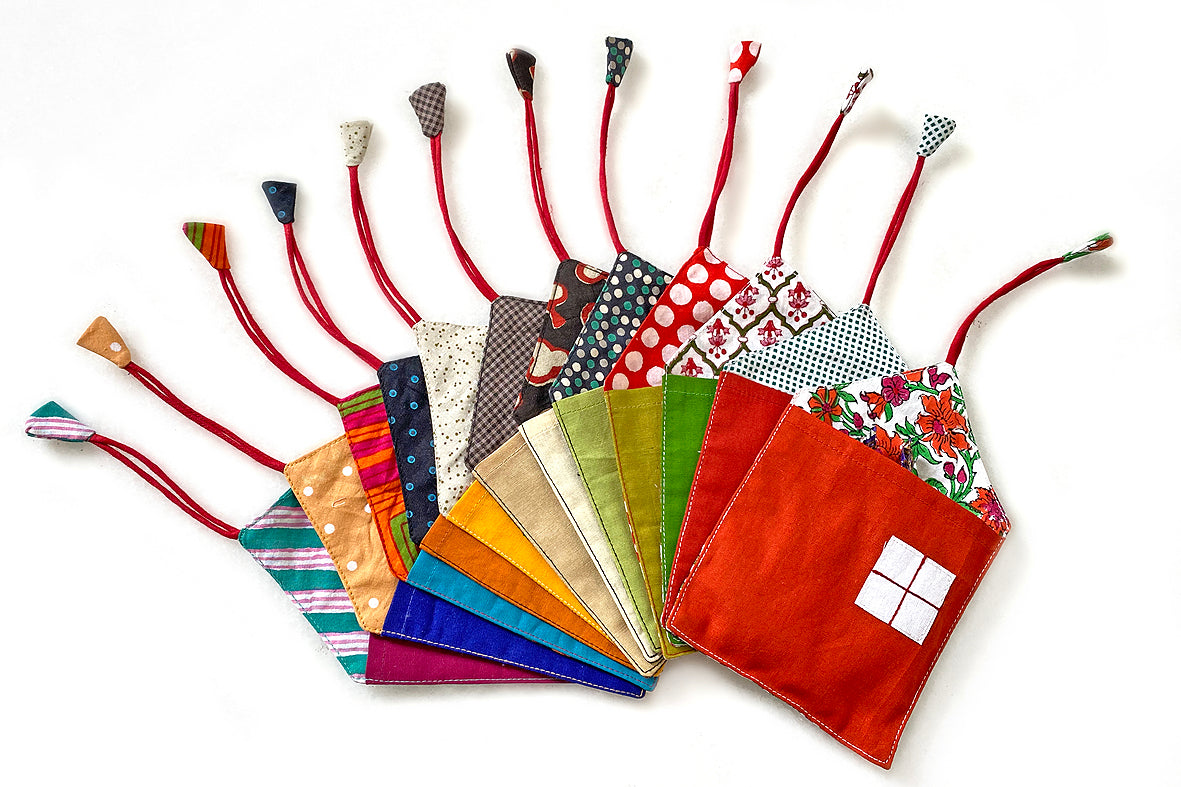 Holiday Decor: Dutch House Cotton Envelopes