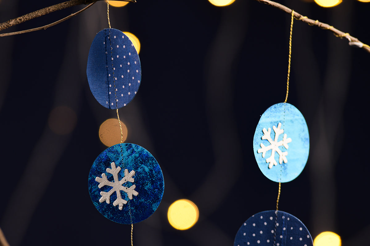 Snowflake Bubble Garland