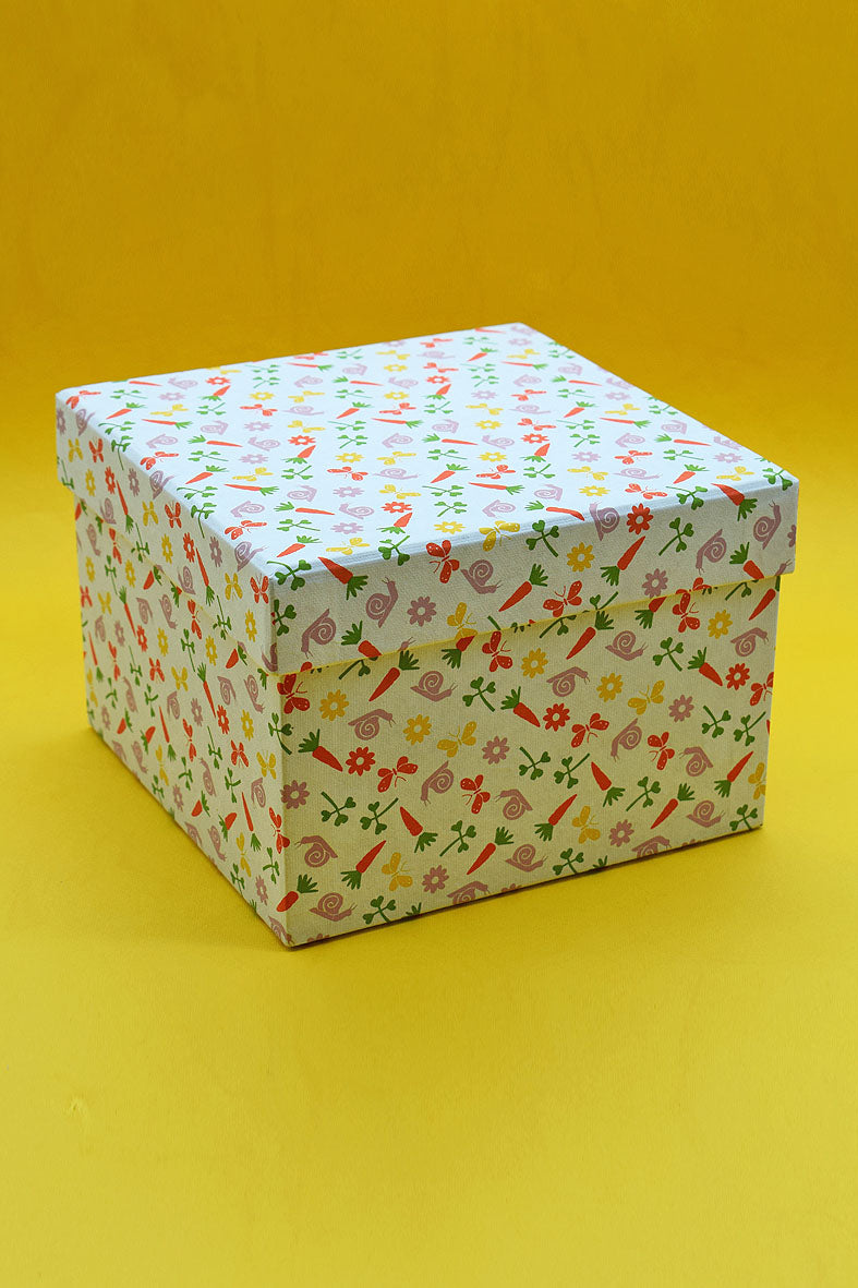Easter Gift Box: Assorted Motifs on White