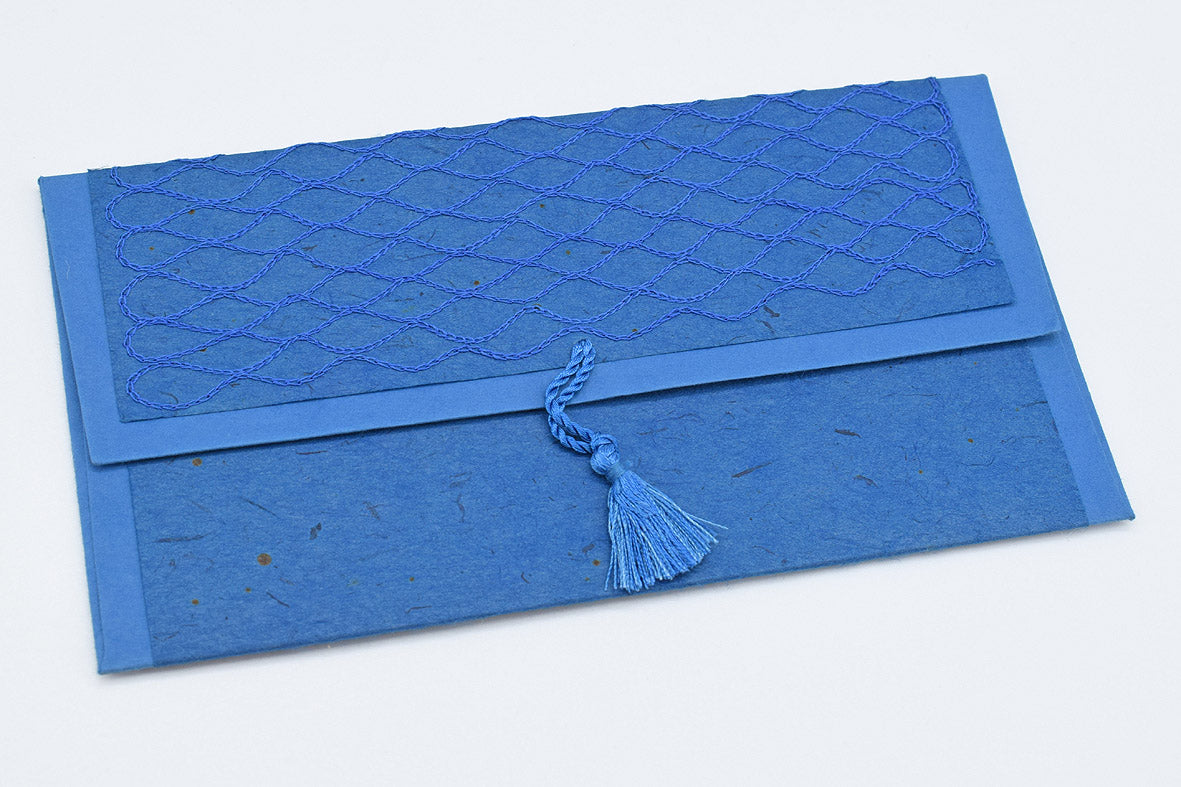 Greeting/Gift envelope with Embroidered Daphne Paper Covering