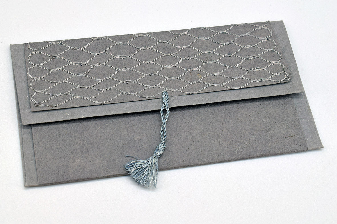 Greeting/Gift envelope with Embroidered Daphne Paper Covering