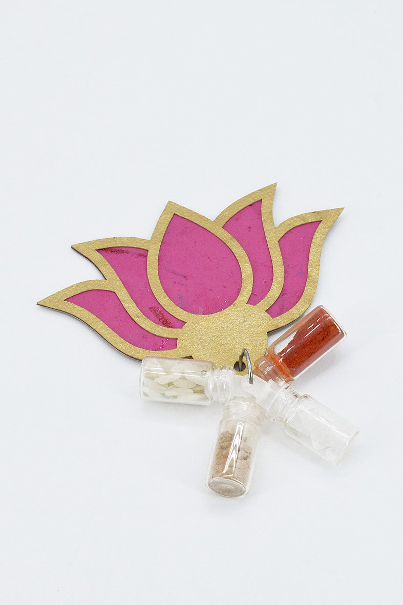 Roli Rice with Trimmed Paper Lotus