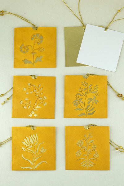 Floral Motif Cutwork Envelope & Gold Foiled Tag