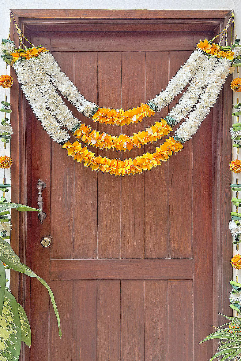 Gajra and Rajnigandha 3 string vandanwar, 90 cm