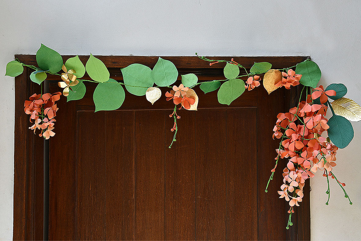 Amaltas Flower & Paan Leaf Bandhanwar / Toran, Orange