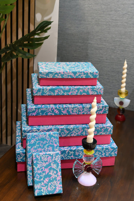 Flourish Scrolls Rectangular Gift Box