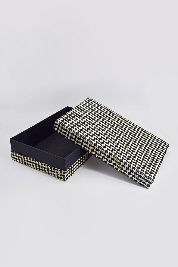 Small Houndstooth Rectangular Inset Gift Box