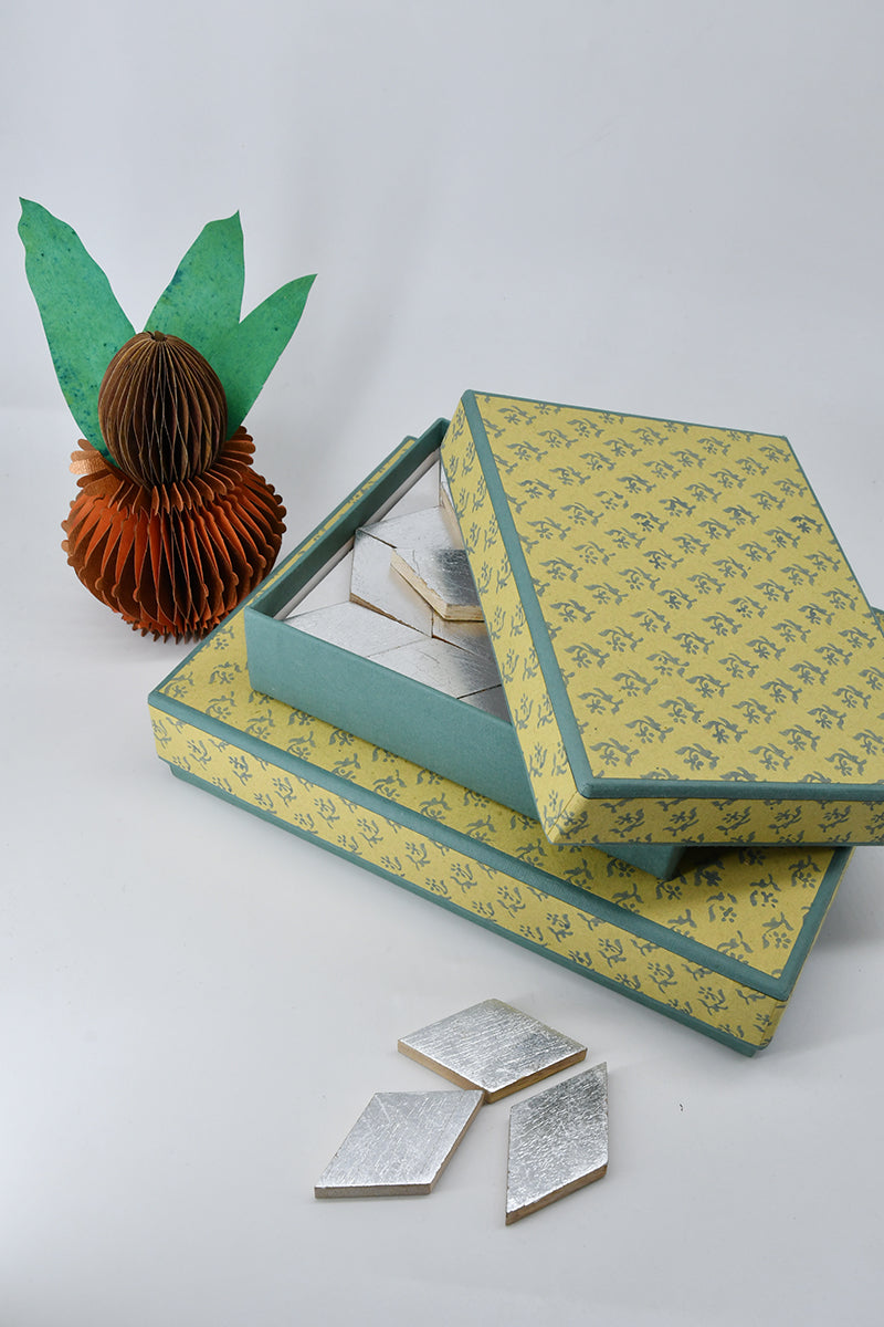 Gift Box for Mithai / Chocolates - Bel Buti with Plain Paper Base
