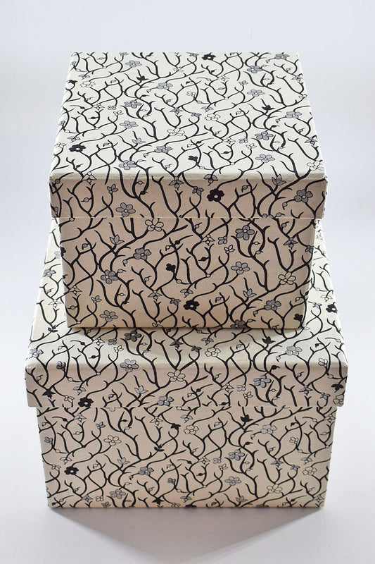 Spiky Vine Black & White Floral Handmade Square Paper Gift Box Online