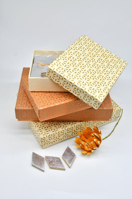 Gift Box for Mithai / Chocolates - Tapa 4 Petal Grains with Plain Paper Base