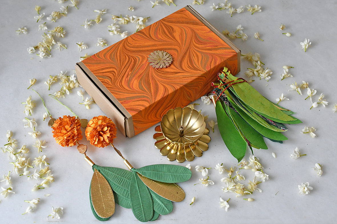 Daisy Diya, Marigold Hanging & Ashok Leaf Vandanwar Diwali Gift Hamper Online