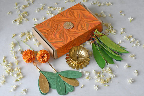 Hamper 10 - Daisy Diya, Marigold Hanging & Ashok Leaf Vandanwar Gift Box