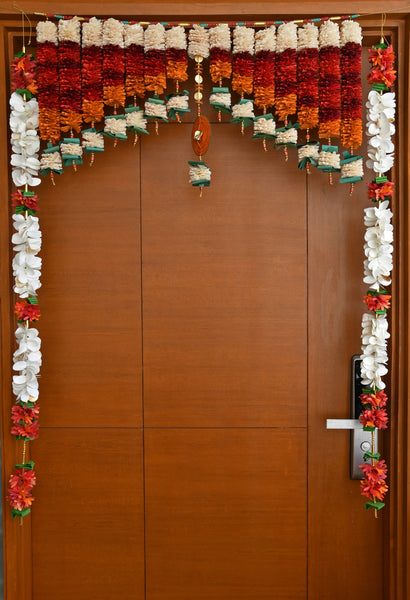 Flowers & Leaves Ladis Vandanwar with Paper Mache Ganesh Ornament