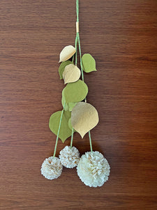 Festive Decor: 3 Flower Paan Leaf Paper Hanging