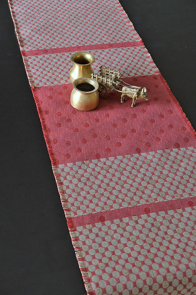 Dots Weave Handloom Table Runner | Rickshaw Recycle