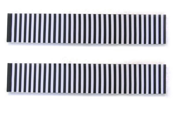 Tackbord black and white stripe