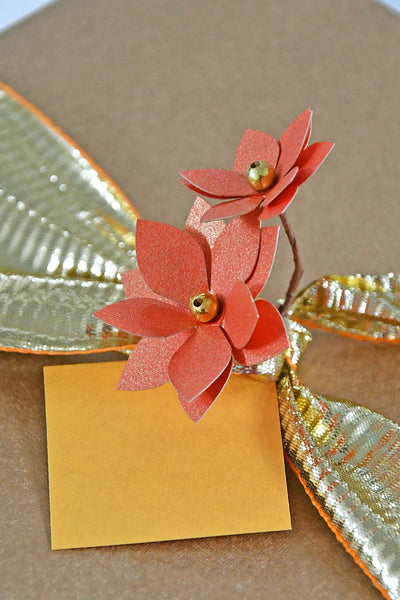 Festive Décor: Paper Flower Gift Topper l Rickshaw Recycle