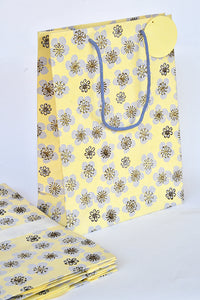 Give in Style: Gift Bags Sakura Blossoms l Rickshaw Recycle
