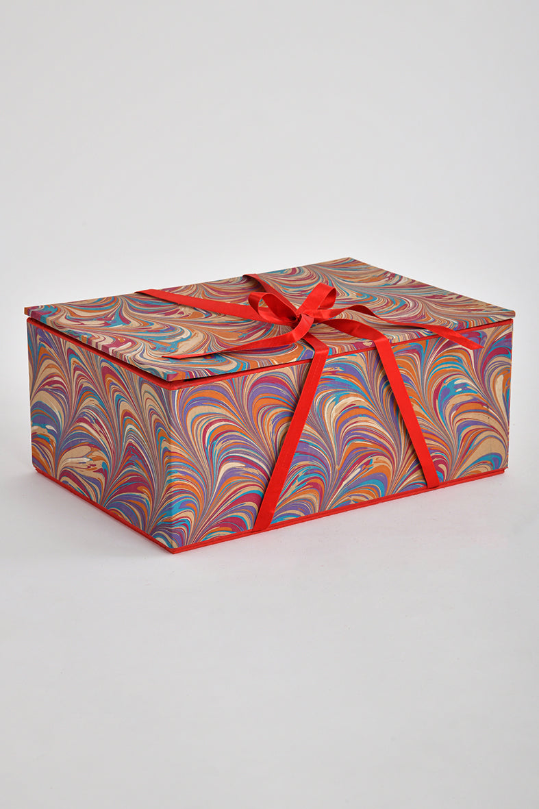 Festive Giving: Flip Top Gift Boxes Marbling Prints