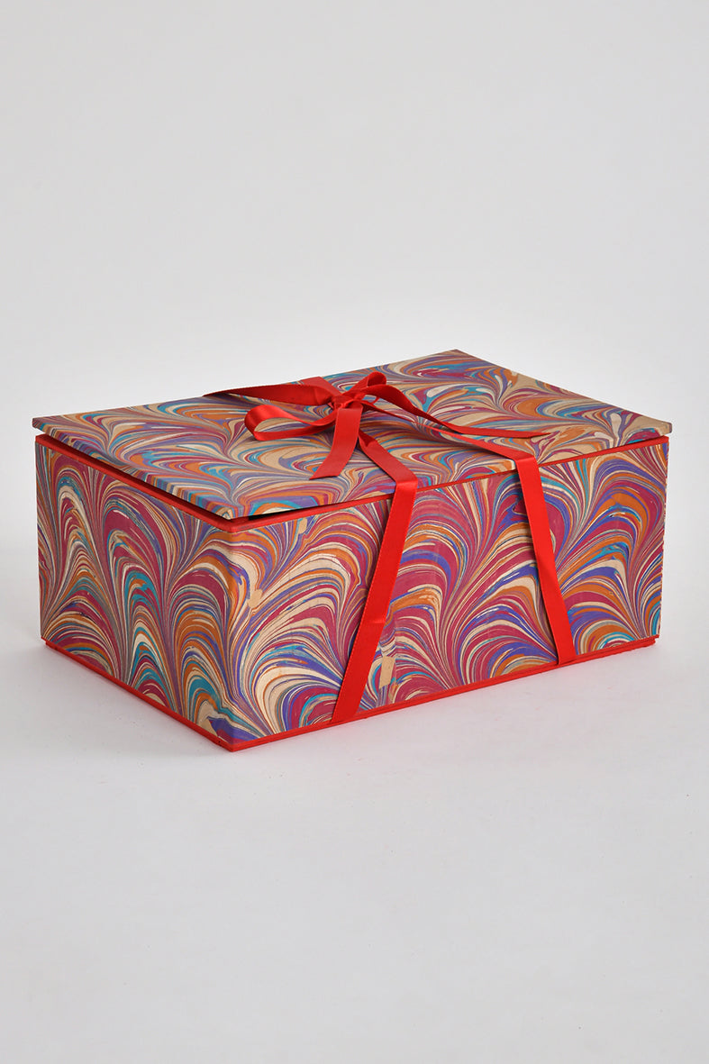 Festive Giving: Flip Top Gift Boxes Marbling Prints