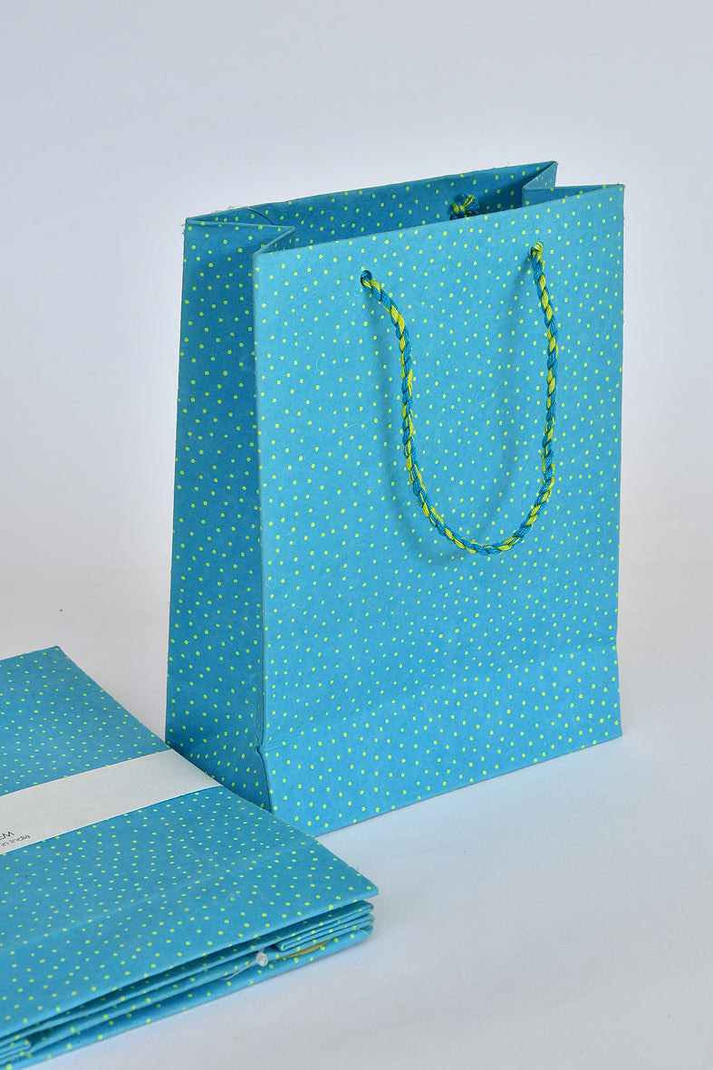 Give in Style: Gift Bags Raidana Dots l Rickshaw Recycle